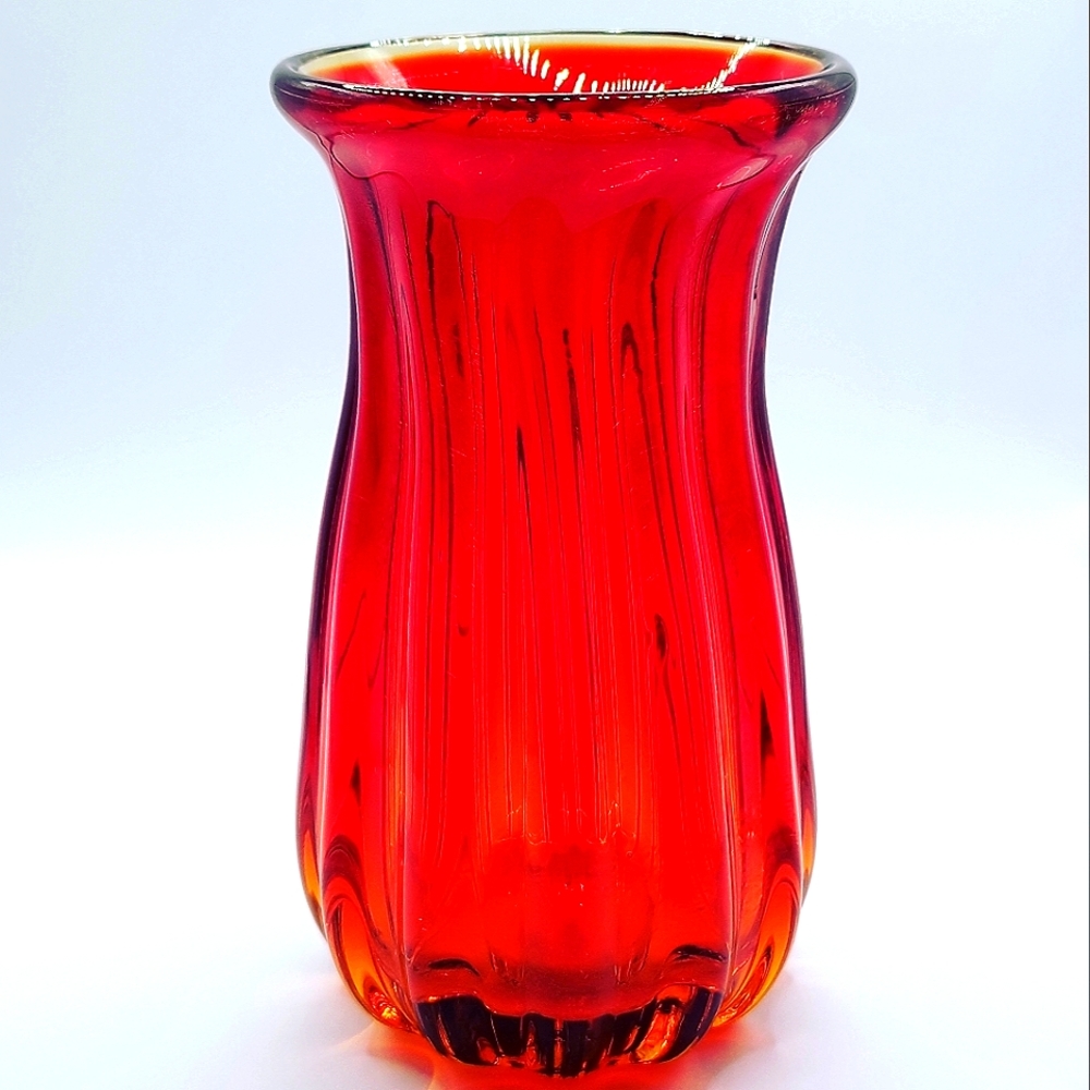 Vintage Amberina Small Flutted Vase With Cadmium (It Glows In UV Light)